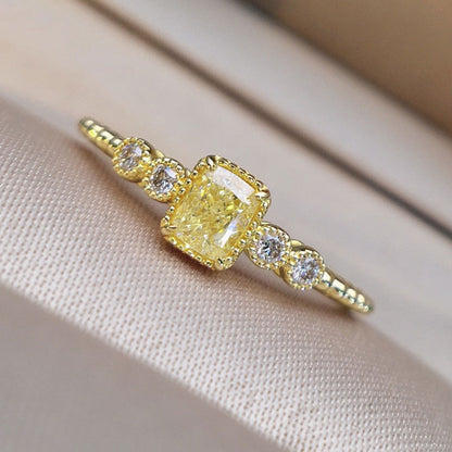 Stunning Ring for Daily Wear