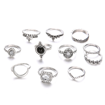 Classic Silver Ring with Timeless Appeal