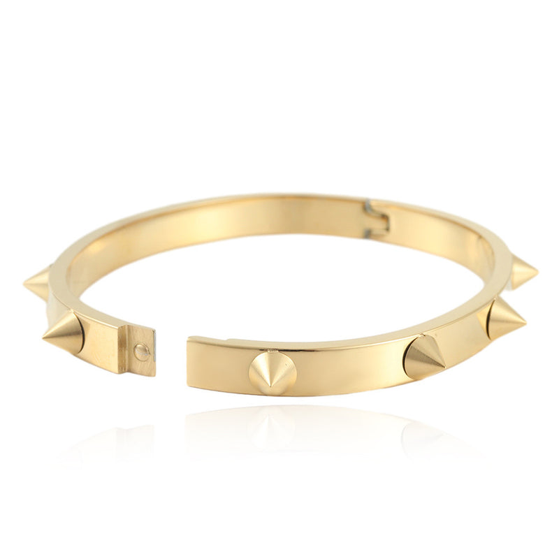 Charming Bracelet for Any Occasion
