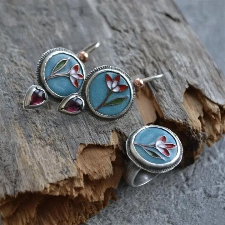 Charming Earring for Any Occasion