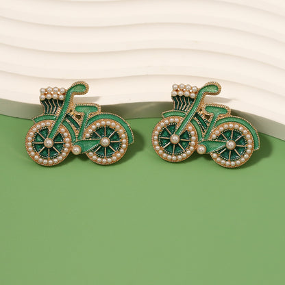 Classic Pearl Earring with Timeless Appeal