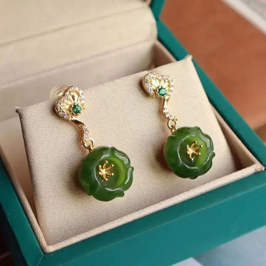 Beautiful Silver Earring with Unique Style