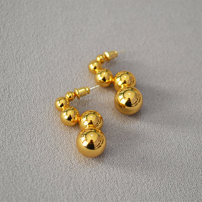 Elegant Gold Earring for Every Occasion
