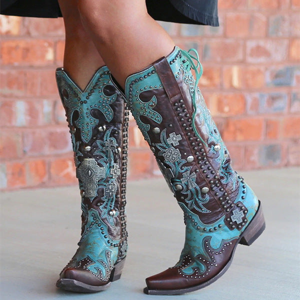 Graceful Orthopedic Boots for Modern Look