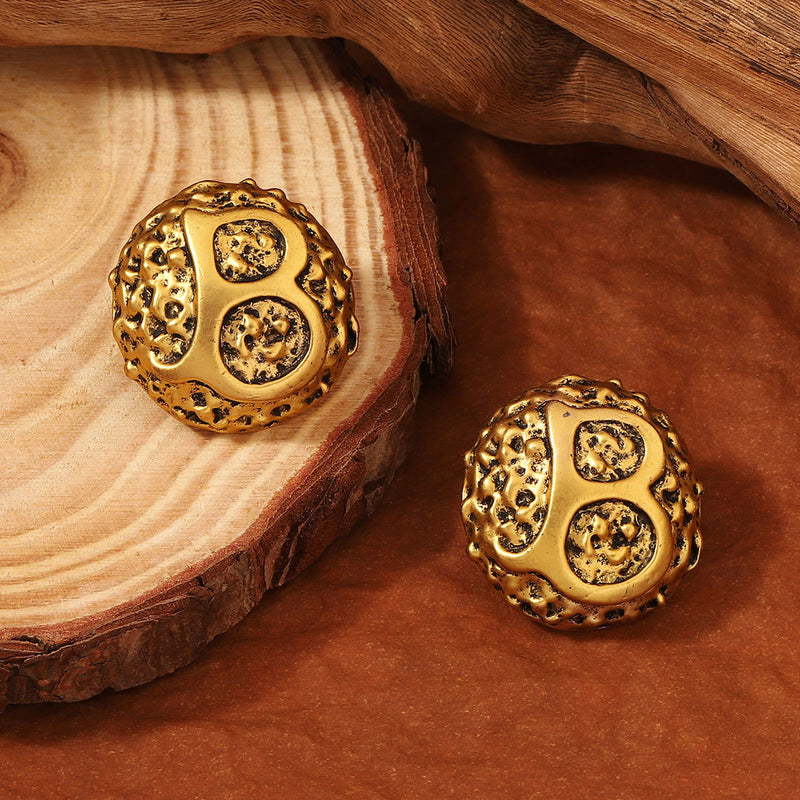 Classic Earring with Timeless Appeal