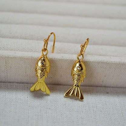 Beautiful Gold Earring with Unique Style