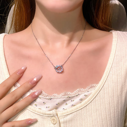 Charming Piece for Any Occasion