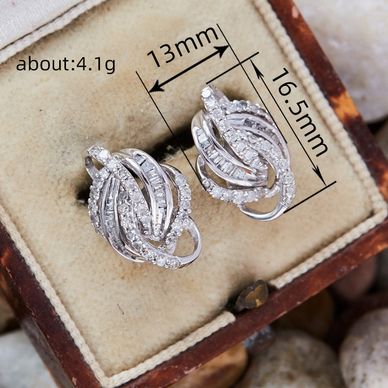Romantic Earring for Special Moments