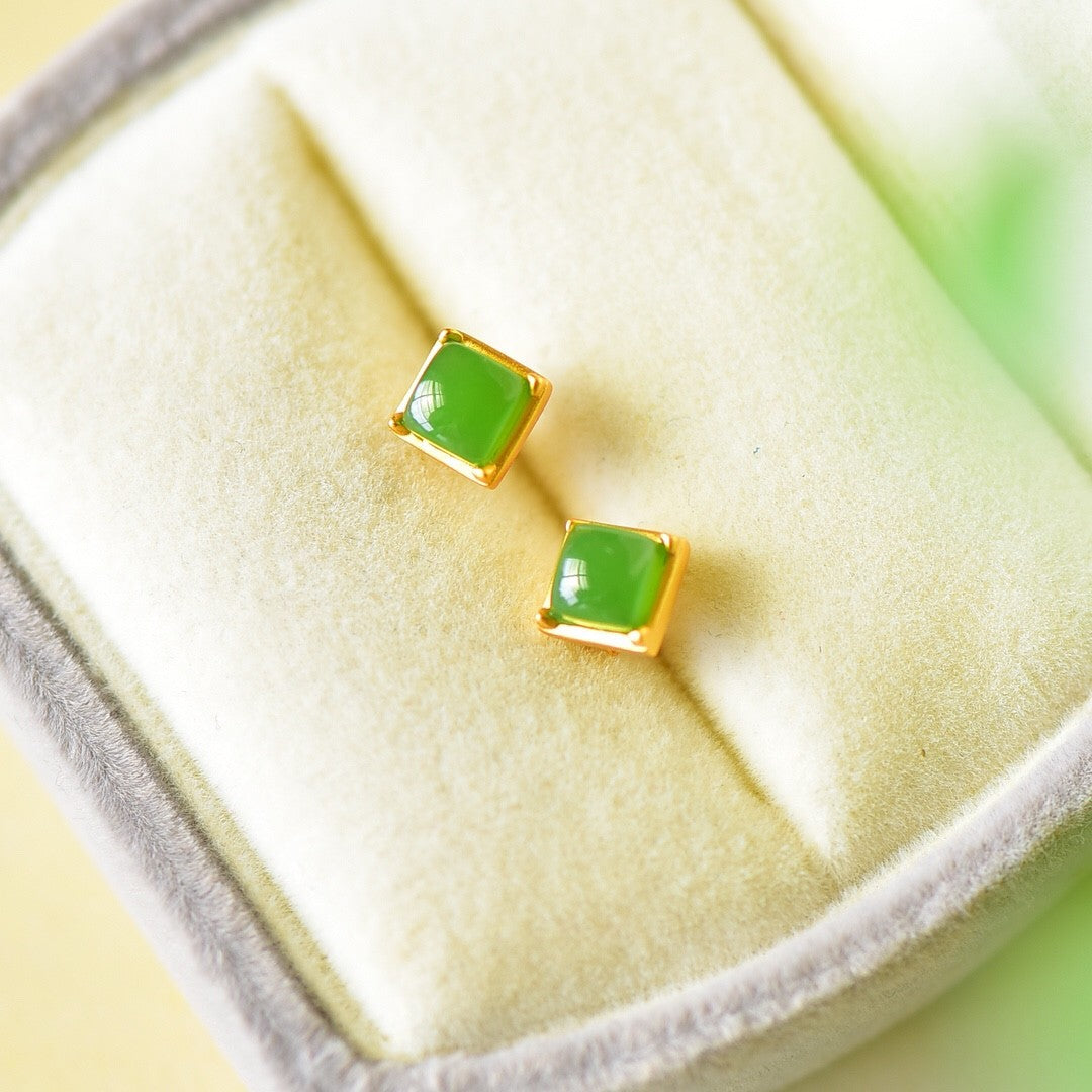 Stunning Silver Earring for Daily Wear