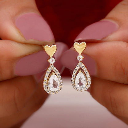 Charming Gold Earring for Any Occasion