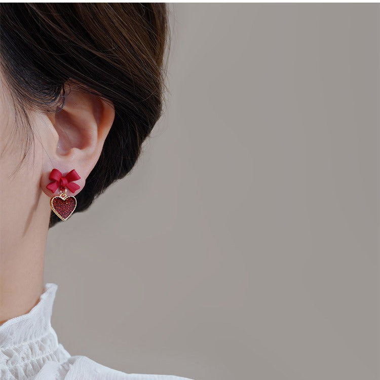 Charming Earring for Any Occasion