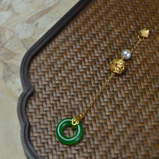 Charming Pendant for Any Occasion