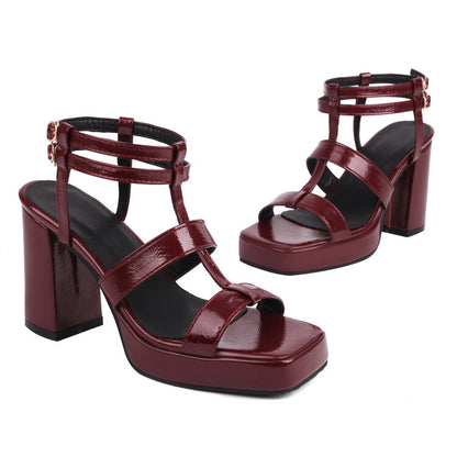 Graceful Orthopedic Sandals for Modern Look