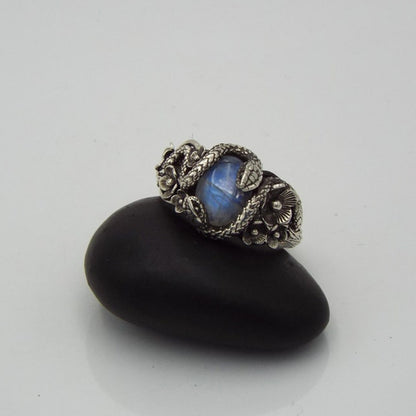 Classic Ring with Timeless Appeal