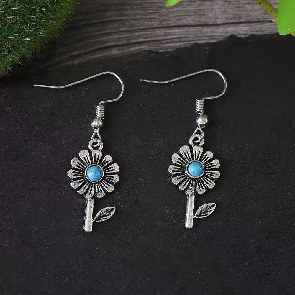 Classic Earring with Timeless Appeal
