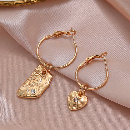 Charming Gold Earring for Any Occasion