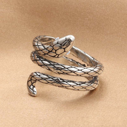 Classic Ring with Timeless Appeal