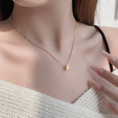 Stunning Necklace for Daily Wear