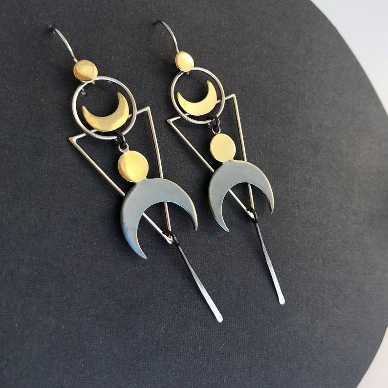 Charming Earring for Any Occasion