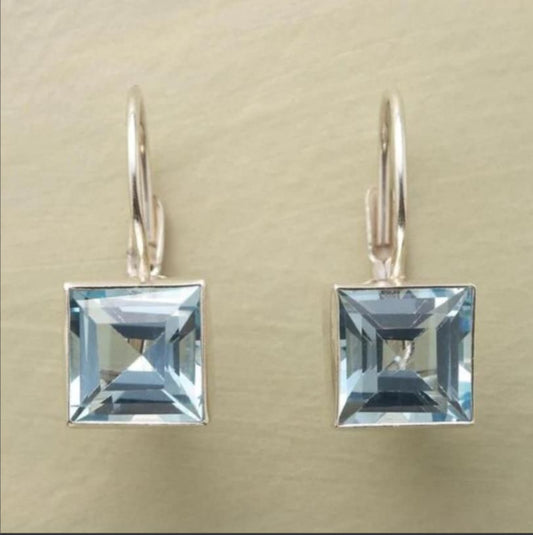 Elegant Earring for Every Occasion