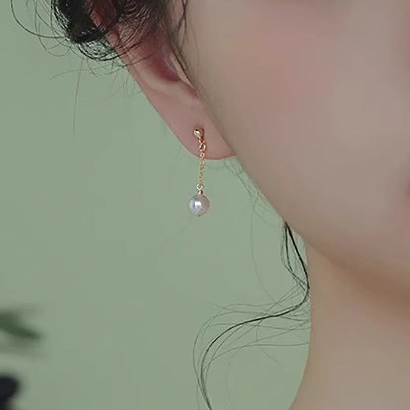 Charming Pearl Earring for Any Occasion