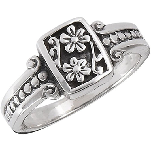 Beautiful Silver Ring with Unique Style