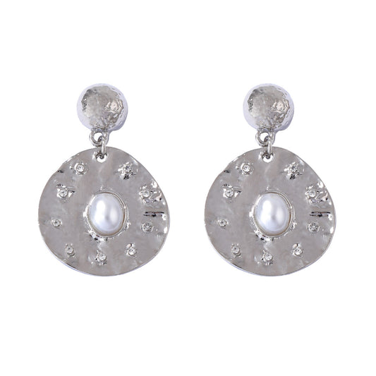 Charming Piece for Any Occasion