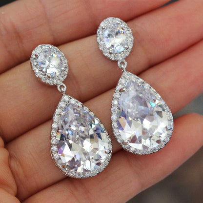 Charming Earring for Any Occasion