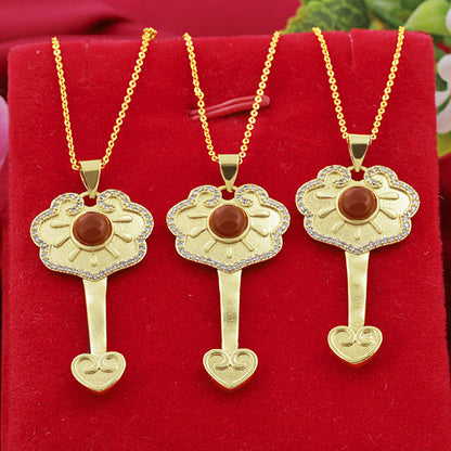 Beautiful Gold Pendant with Unique Style