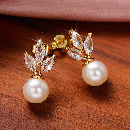 Classic Pearl Set with Timeless Appeal