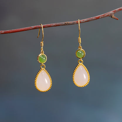 Beautiful Gold Earring with Unique Style