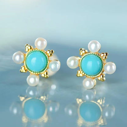 Delicate Artisan Gold Earring