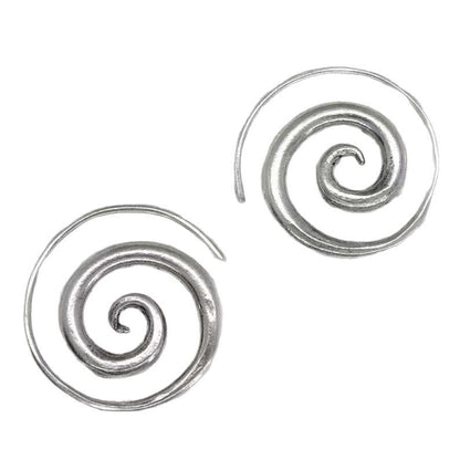 Charming Silver Earring for Any Occasion