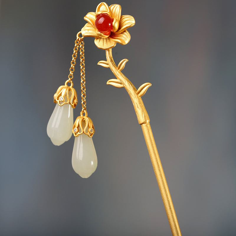 Beautiful Gold Piece with Unique Style