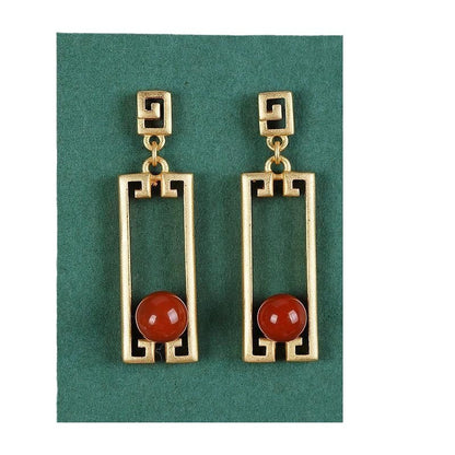 Charming Silver Earring for Any Occasion