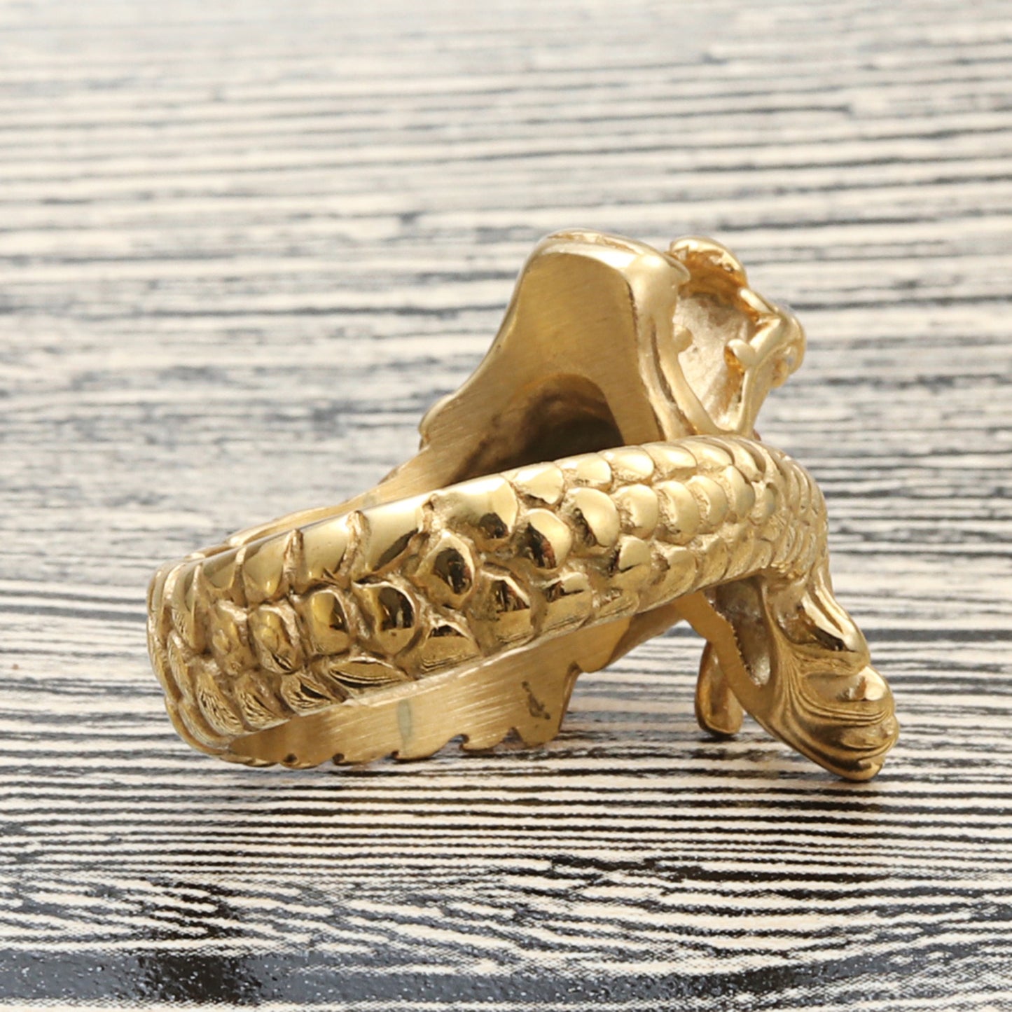 Elegant Ring for Every Occasion