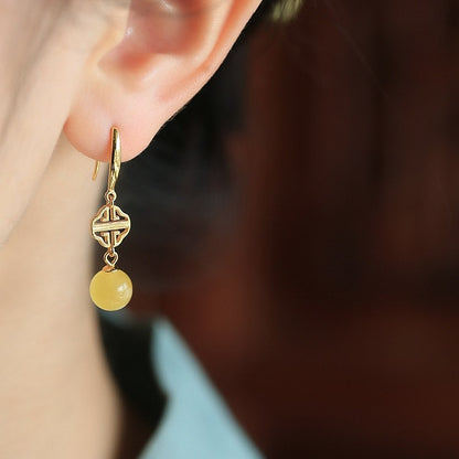 Beautiful Gold Earring with Unique Style