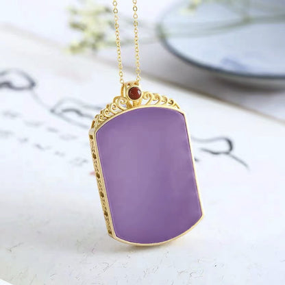 Charming Chain for Any Occasion