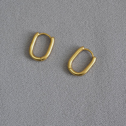 Beautiful Gold Earring with Unique Style