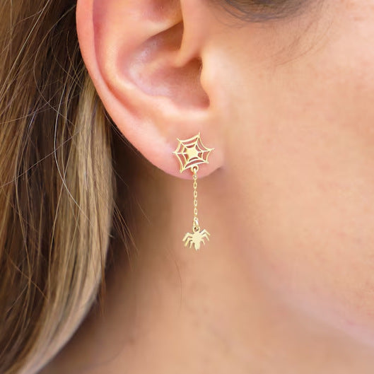 Charming Piece for Any Occasion