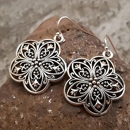 Charming Silver Earring for Any Occasion