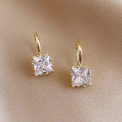 Classic Earring with Timeless Appeal