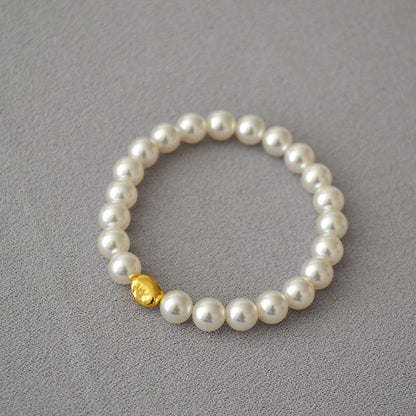 Romantic Gold Bracelet for Special Moments