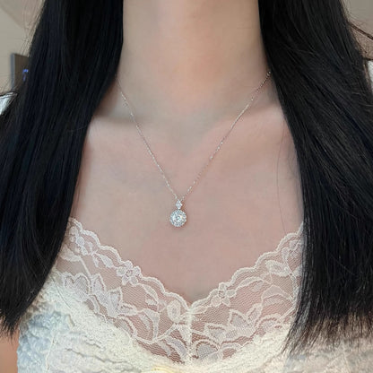 Classic Necklace with Timeless Appeal