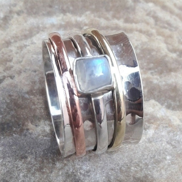Charming Silver Ring for Any Occasion