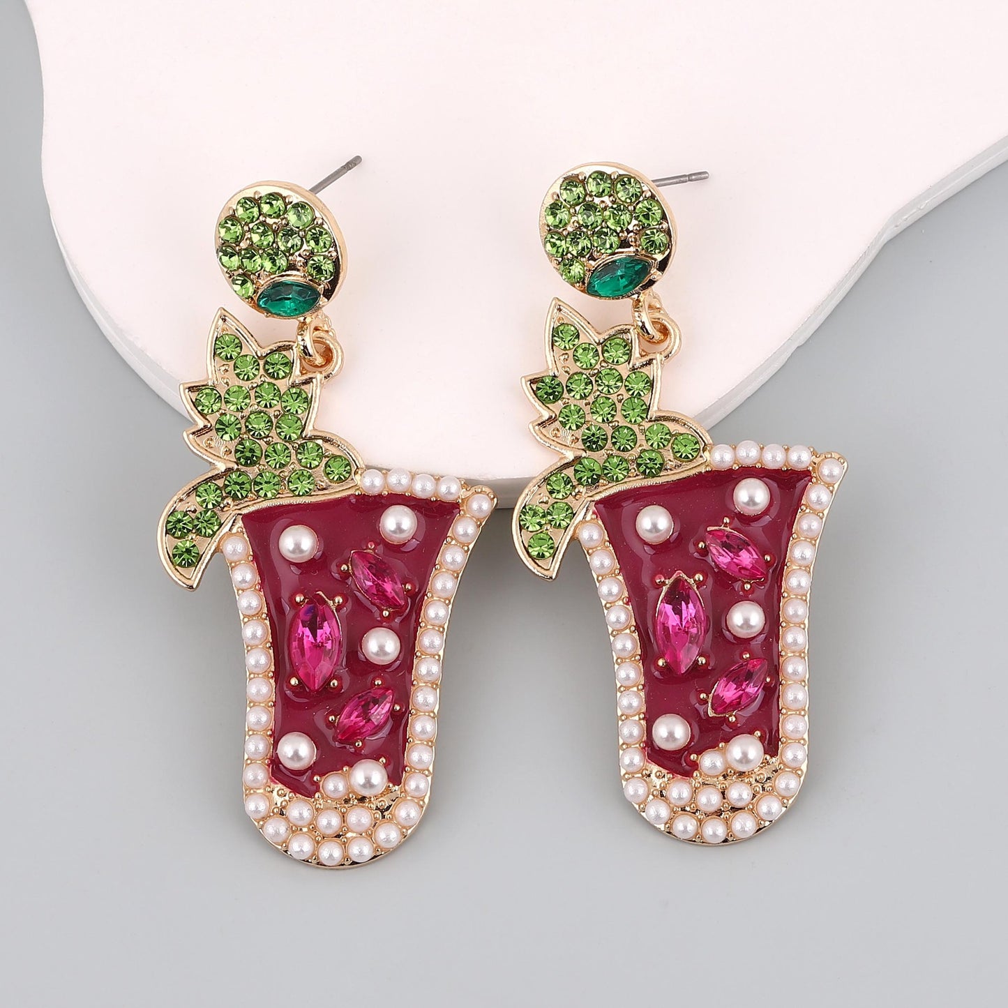 Classic Pearl Earring with Timeless Appeal