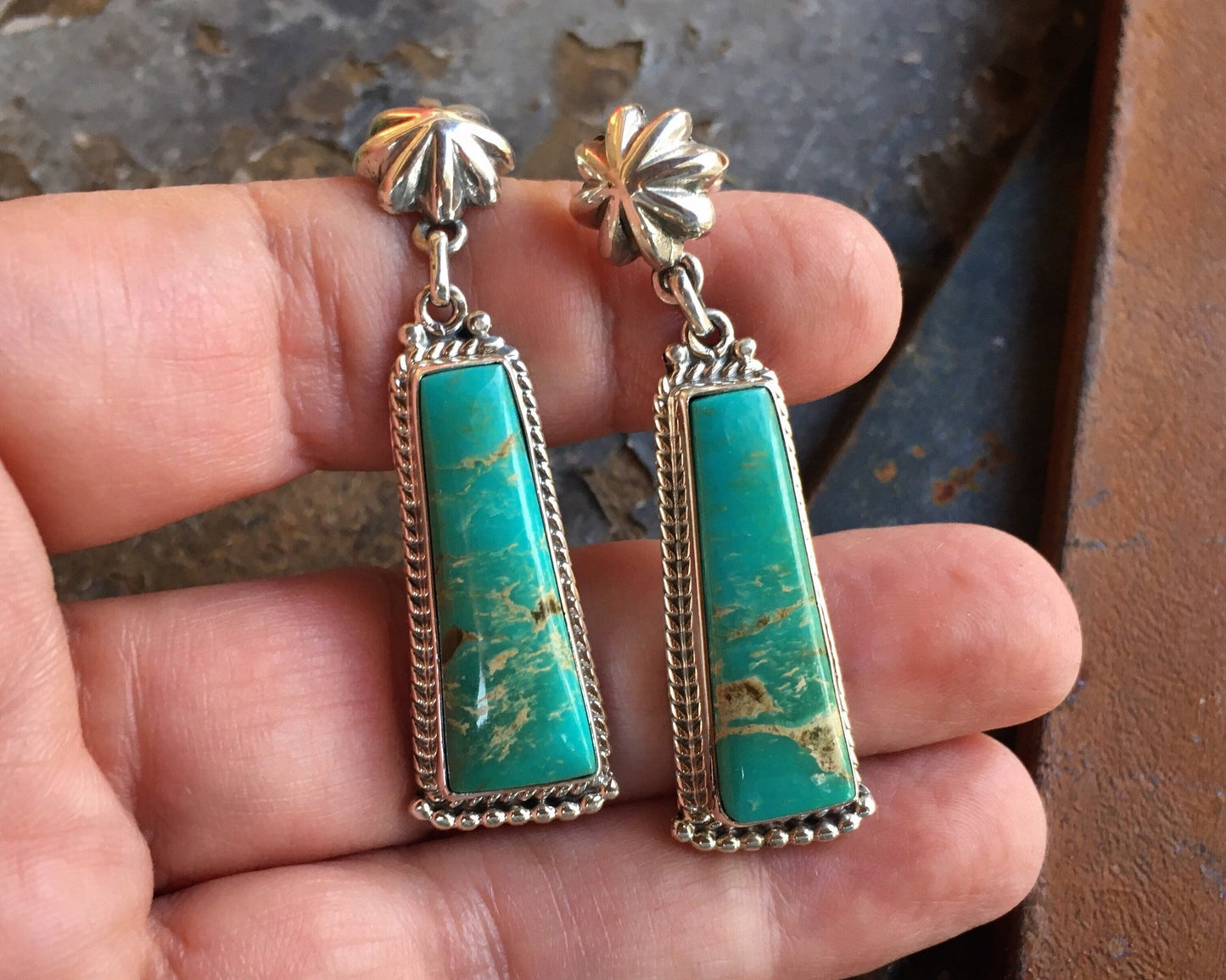 Classic Earring with Timeless Appeal