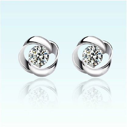 Elegant Silver Earring for Every Occasion