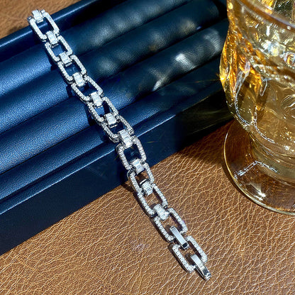 Beautiful Bracelet with Unique Style