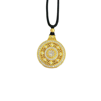 Charming Piece for Any Occasion